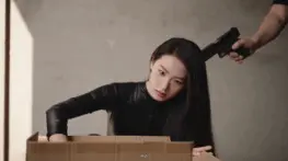 【脚模摄影】《搜查官美女特工小麦痒刑逼供》剧情片4K中字