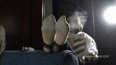 【K&M】Bilian LUCJY STRIKE smoke and feetjoi [4k]